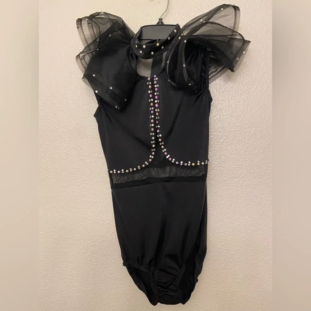 Kelle dance costume
